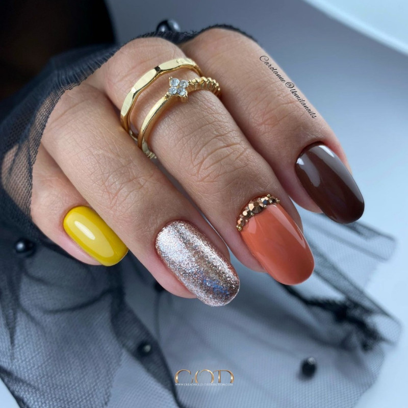 Rounded fait avec le Art Line Mustard