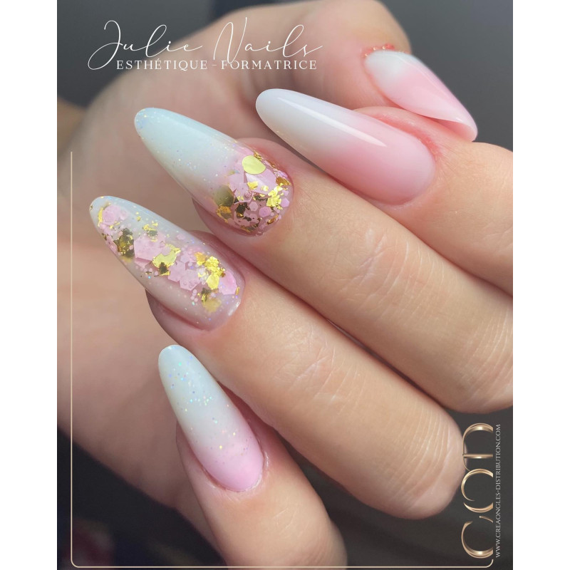 Almond fait avec le Mix Golden Leaf & Rose