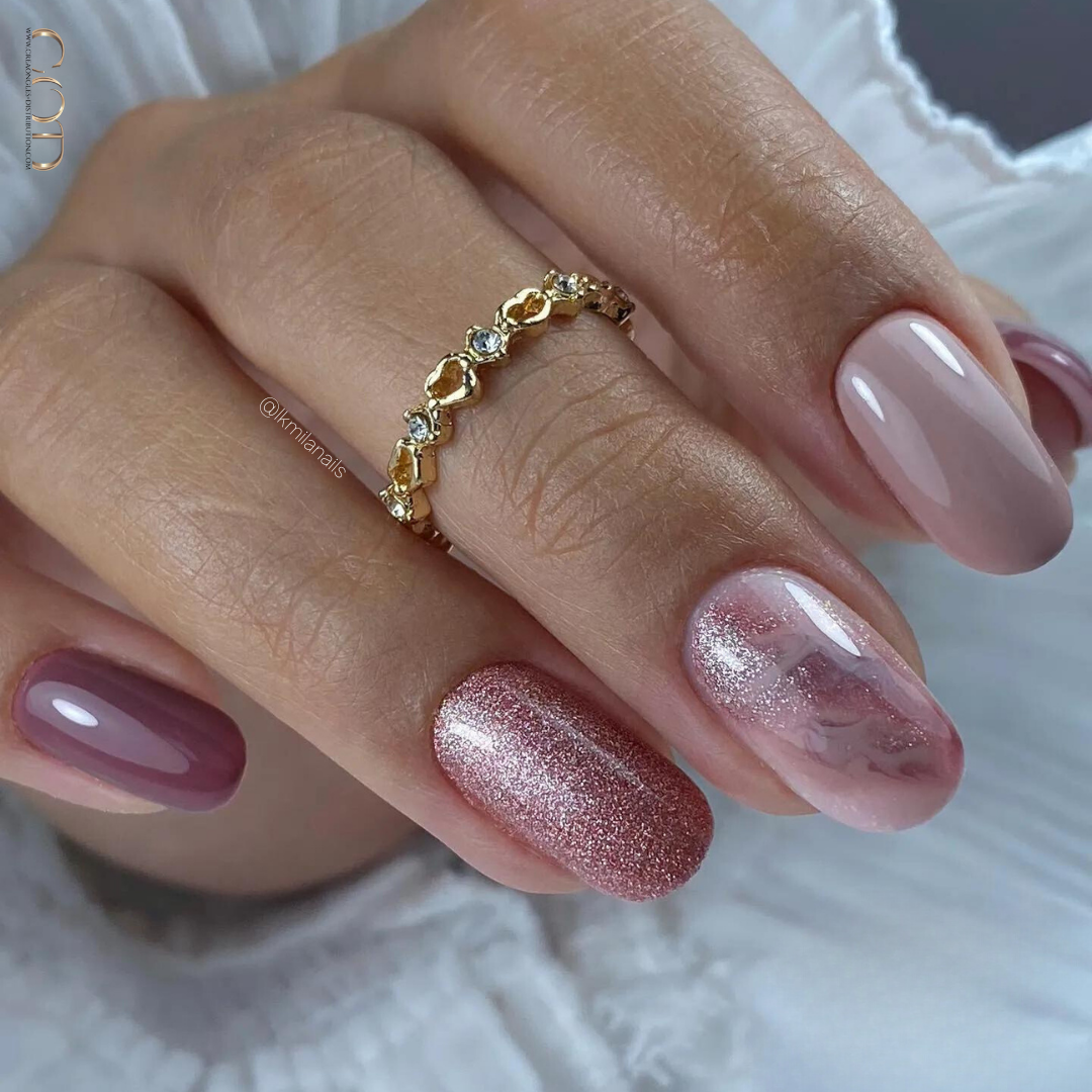 Ongles ovales nude rosée