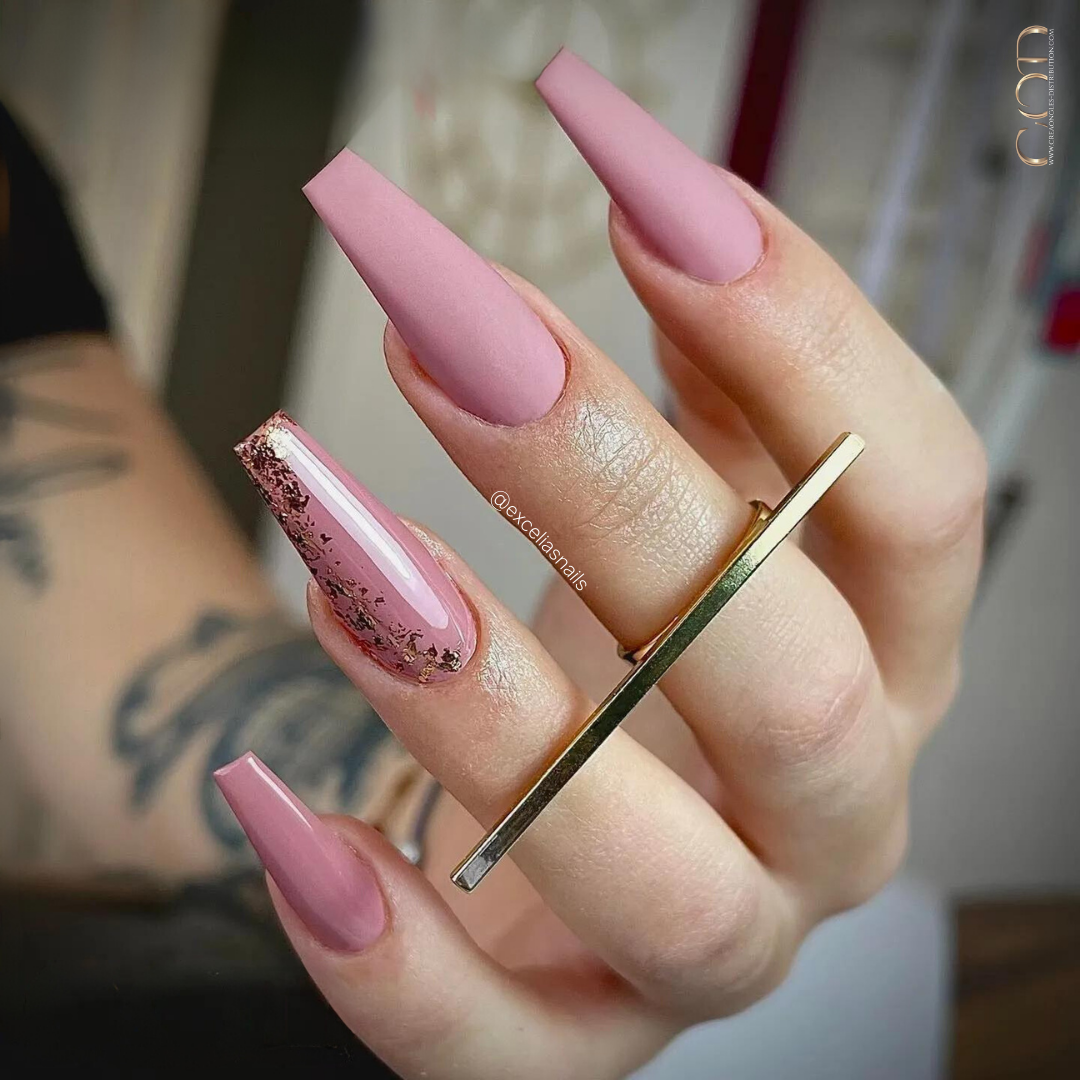 Ongles coffin XXL nude rose