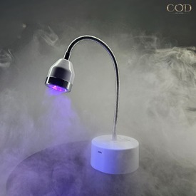 💅Vous êtes plus popits ou capsules américaines ?💅

Pour réussir ces poses qui demandent des gestes précis et techniques, il est nécessaire d'être bien équipé. Une mini lampe LED est un must have pour polymériser rapidement et éviter que la matière ne bouge.

C’est pour cela que nous avons décidés de créer notre propre lampe qui répond parfaitement à nos exigences :

🔆Une polymérisation rapide (grâce aux 3 LEDS)

🔆Une lampe pratique (avec le bras articulé à 360° - l'activation tactile - le timer)

🔆Une très longue autonomie ( de 9h)

Utilisez également cette mini lampe  pour flasher la fixation des strass et faciliter leur application lors de la création de nail art.

Retrouvez la lampe UV/LED sur notre site → Mini Lampe Popit / Capsules américaine | COD Nail System (creaongles-distribution.com)

#codnailsystem #lampeongles #lampeuvled #manicure #gelpolish #ongles #nails #nailsaddict #nailsinspiration #nailproducts #capsulesamericaines